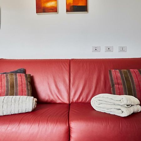 Apartment Alessandra Лено Екстериор снимка